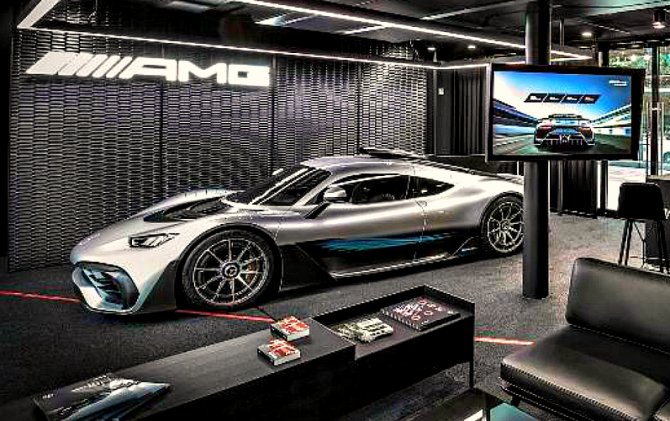 Старт производства Mercedes-AMG One отложен
