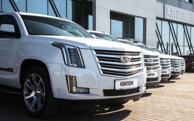 АВИЛОН объявил рекордные скидки больше 1 млн. руб. на автомобили Cadillac в мае